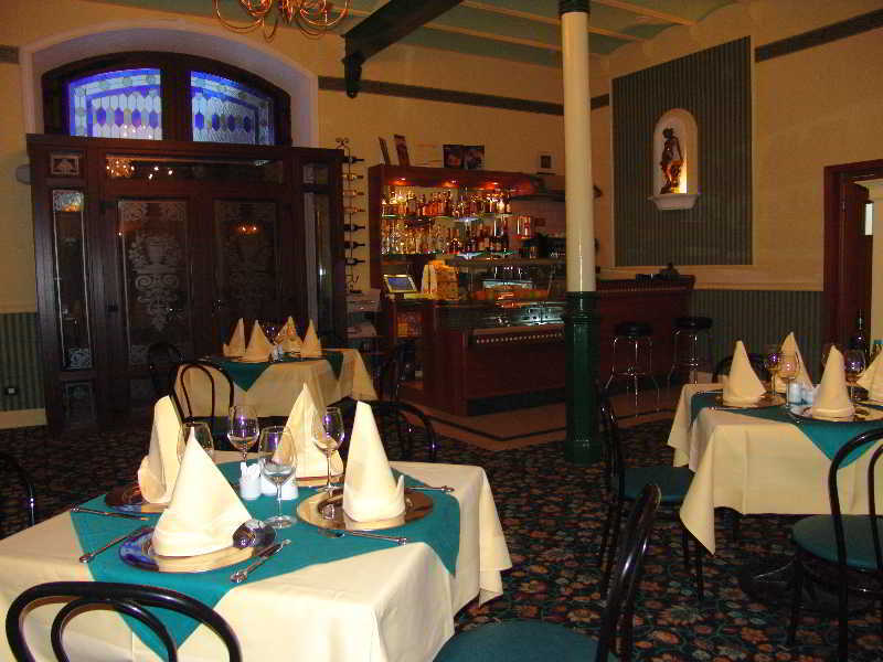 Hotel Bastion Sinaia Eksteriør bilde
