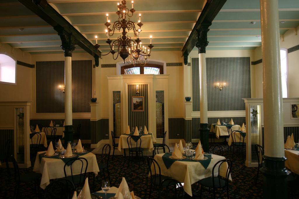 Hotel Bastion Sinaia Eksteriør bilde